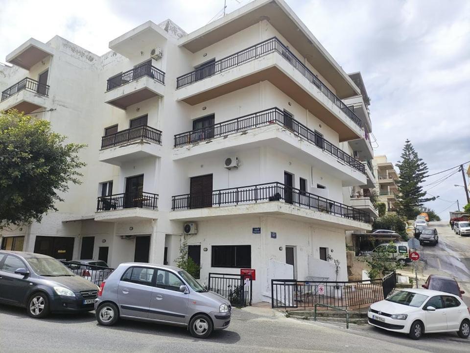 Amalthia Hotel Apartments レティムノ エクステリア 写真