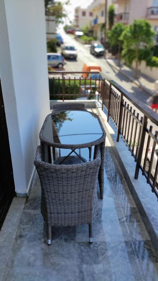 Amalthia Hotel Apartments レティムノ エクステリア 写真