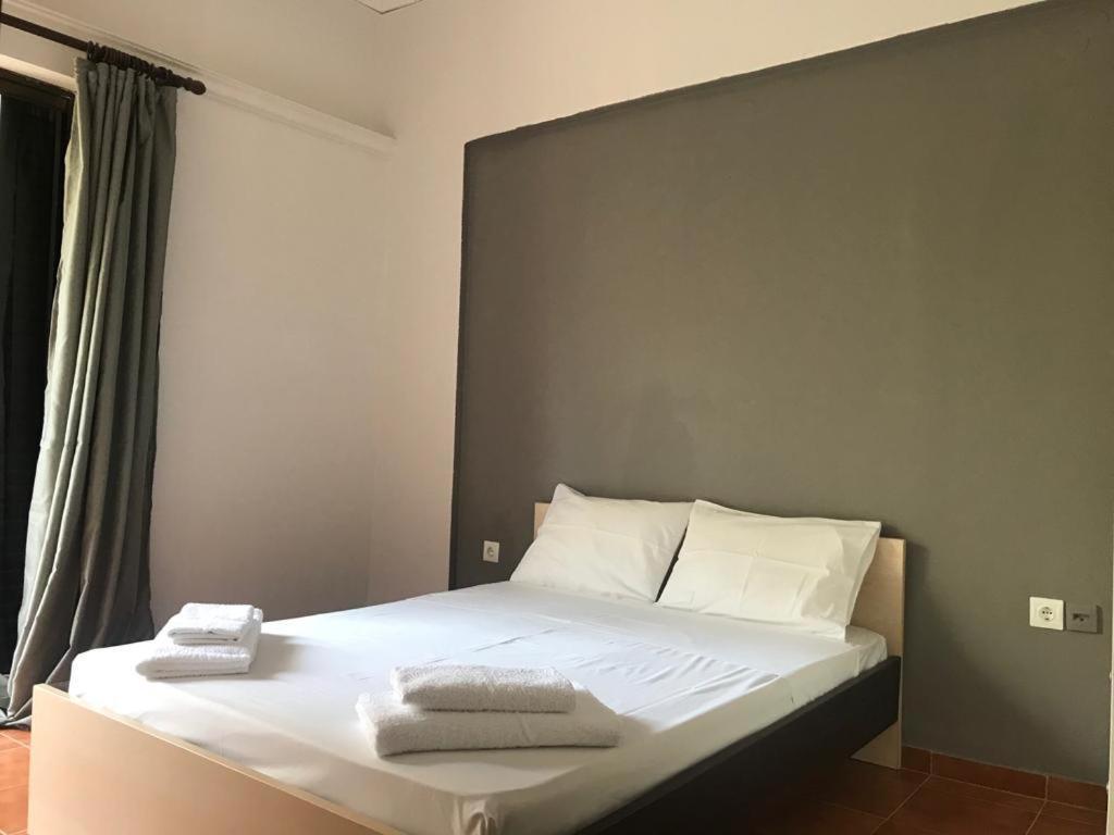 Amalthia Hotel Apartments レティムノ エクステリア 写真