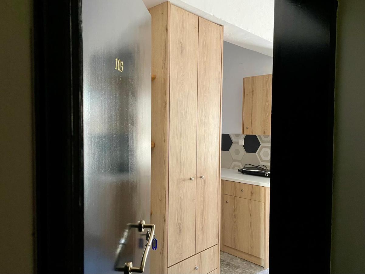 Amalthia Hotel Apartments レティムノ エクステリア 写真